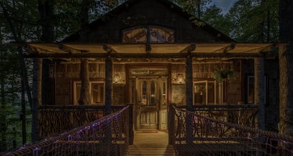 TREE HOUSE on Little Peak Creek Farm!