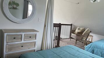 2 slaapkamers, een strijkplank/strijkijzer, gratis wifi, beddengoed