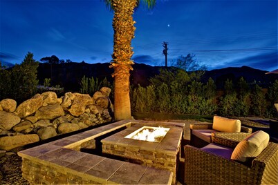 Private Luxury Estate in Little Tuscany - walking distance to Palm Canyon