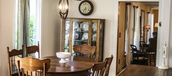 Wunderschönes Green Hill Beach House in der Nähe der Strände von RI, Watch Hill & Newport