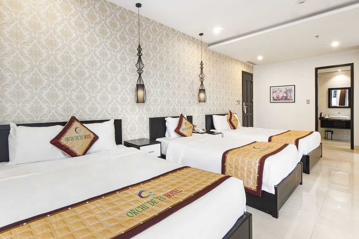 Deluxe Triple Room | Egyptian cotton sheets, premium bedding, down comforters