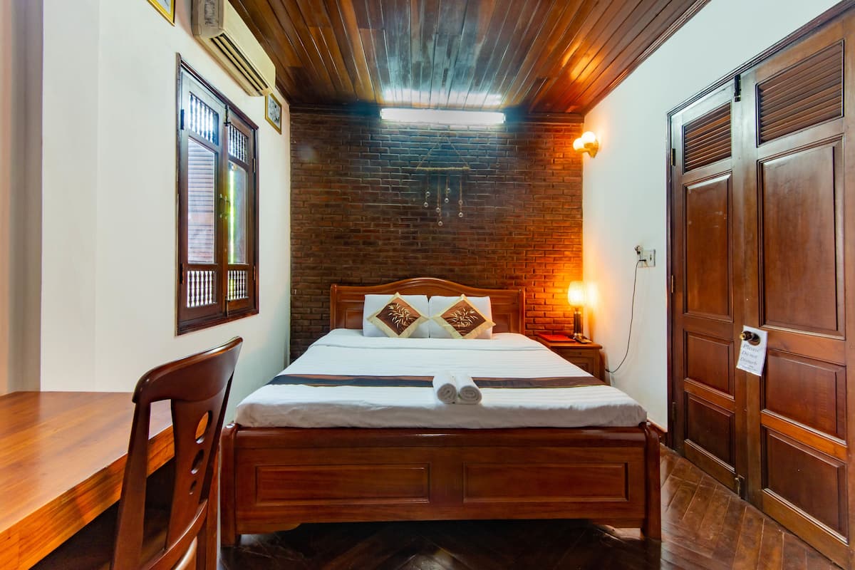 มินิบาร์, โต๊ะทำงาน, Wi-Fi ฟรี