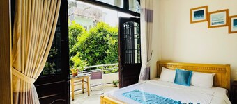 Shark Hotel - Hostel