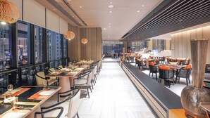Unclassified image, 4 of 33, button - Shimao YULUXE Hotel Chengdu (Chengdu)