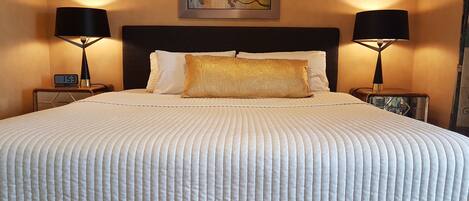 Familie suite, 2 slaapkamers | Luxe beddengoed, individueel gedecoreerd, individueel gemeubileerd