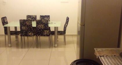 Elessandra 3 Storey 5 Rooms