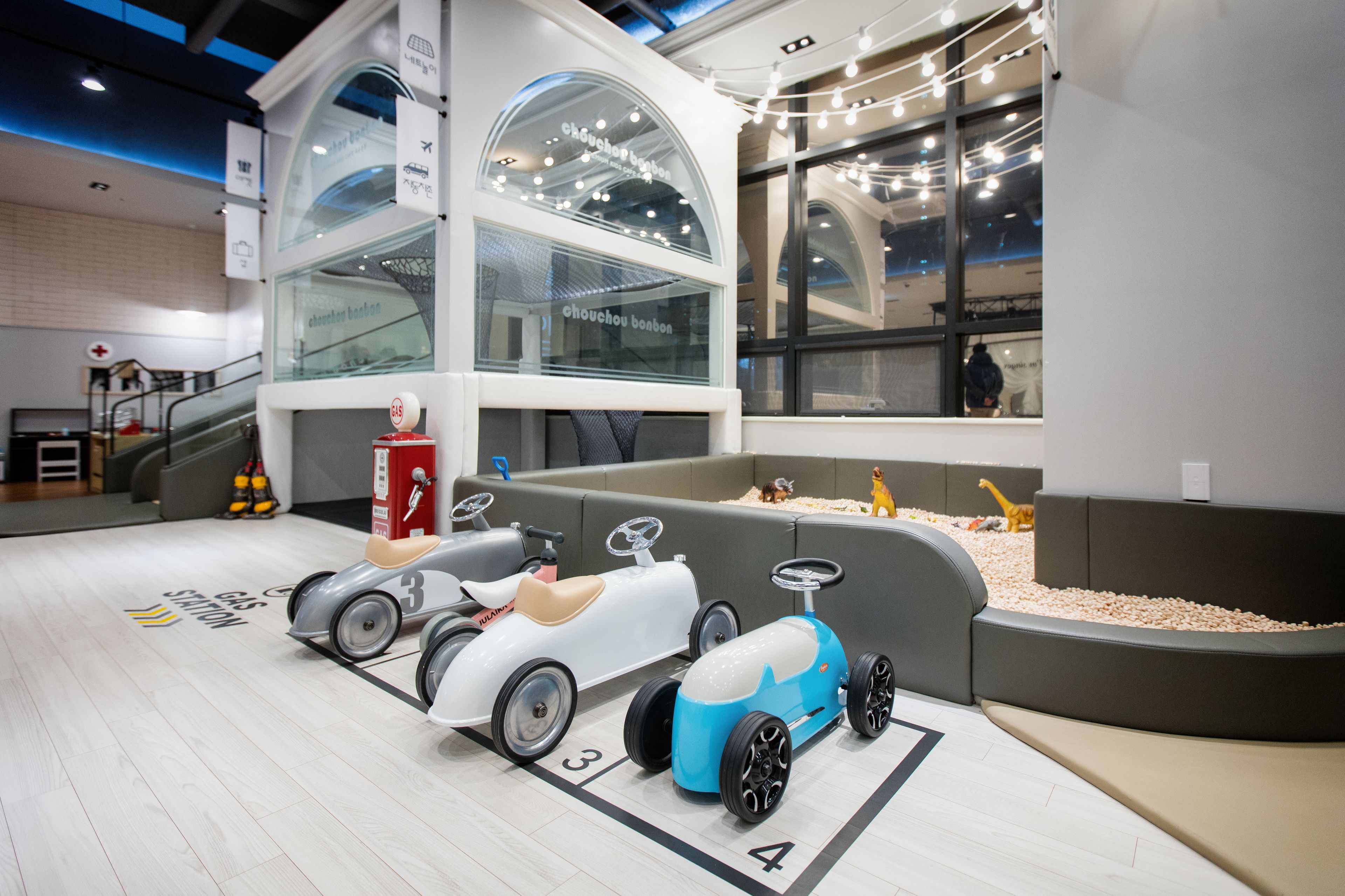 children’s play area – indoor