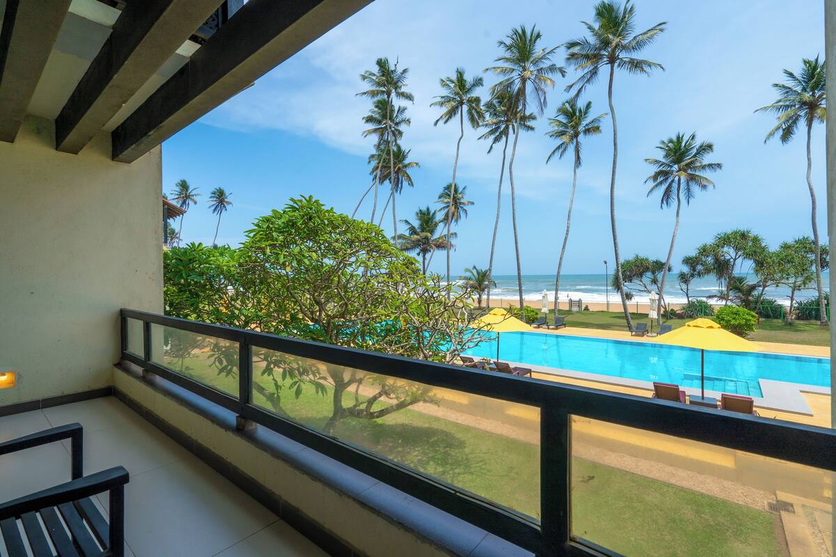 Phòng Suite, quang cảnh biển | 1 phòng ngủ, bộ đồ giường cao cấp, minibar, két bảo mật tại phòng 