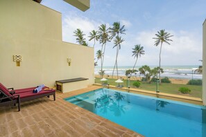 Presidential Suite, Private Pool
