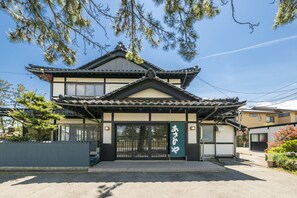住宿正面