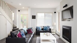 Unclassified image, 5 of 18, button - BOUTIQUE STAYS - Mentone Abode (Mentone)