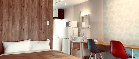 Standard Apartment (2nd Floor - 4th Floor) | Desk, free WiFi, bed sheets