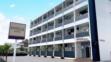 Estacionamiento (JPY 500 por noche)