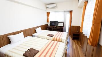 Corner Twin Room