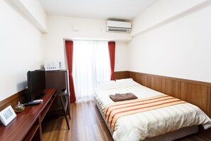 Double Room | Desk, free WiFi