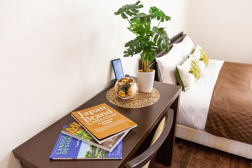 Mr.KINJO VIOLETTE KUKOMAE