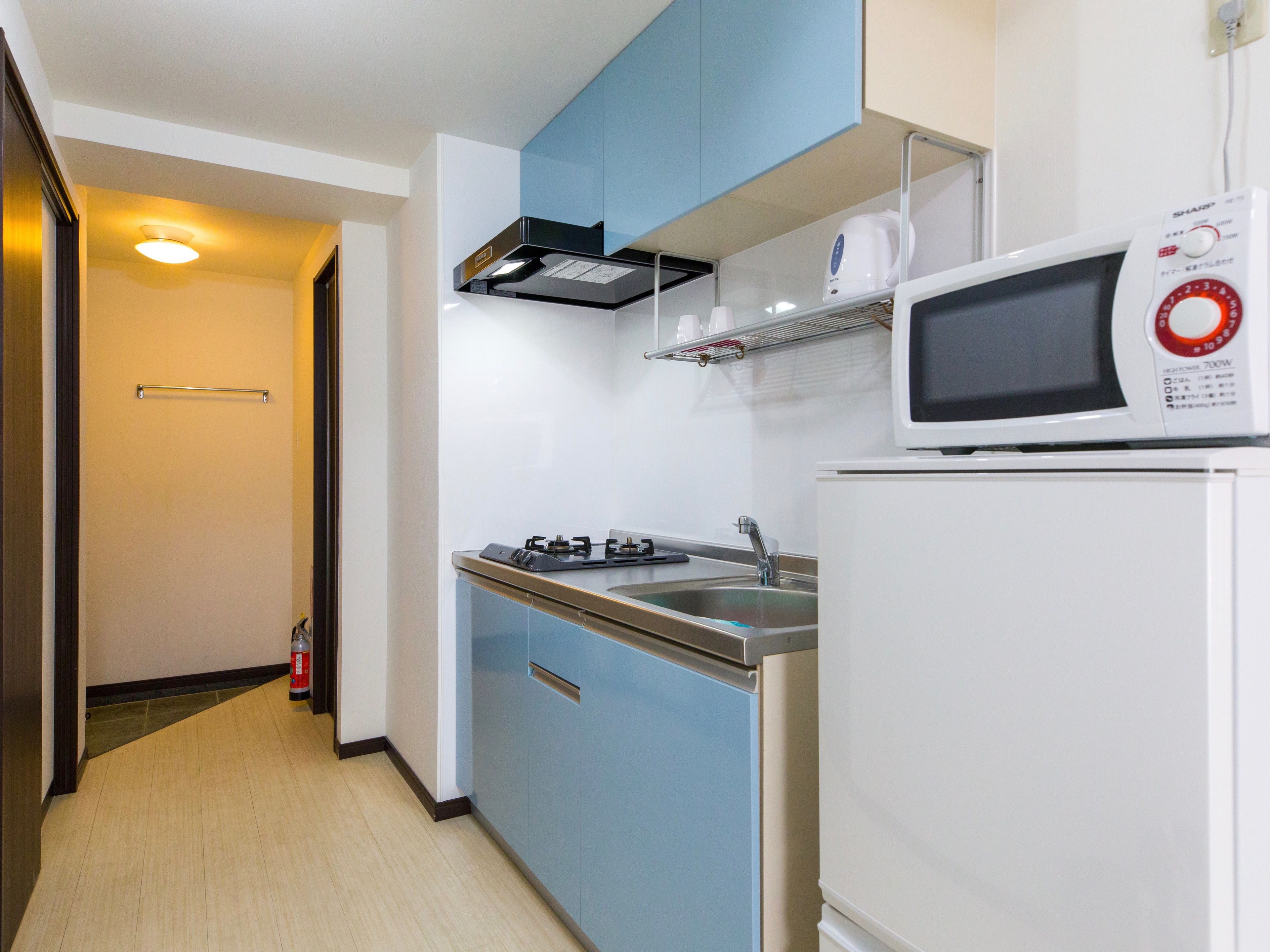standard double room | private kitchenette | fridge, microwave, stovetop, electric kettle