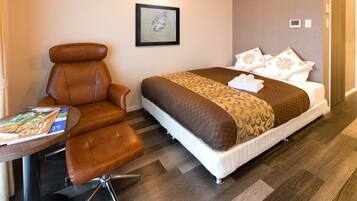 Standard Double Room | Free WiFi
