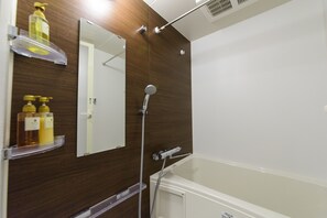 Standard-Doppelzimmer | Badezimmer