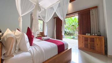 Villa, Private Pool | 1 bedroom, desk, free WiFi, bed sheets