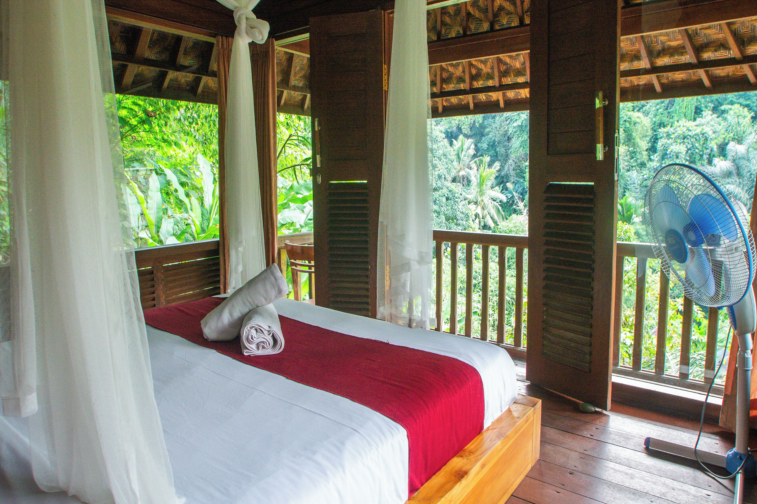 1 bedroom, desk, free WiFi, bed sheets