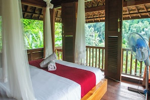 1 habitación, escritorio, wifi gratis y ropa de cama