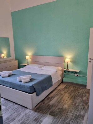 Habitación doble | Wifi gratis y ropa de cama