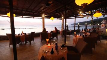 2 restaurants, Indonesian cuisine