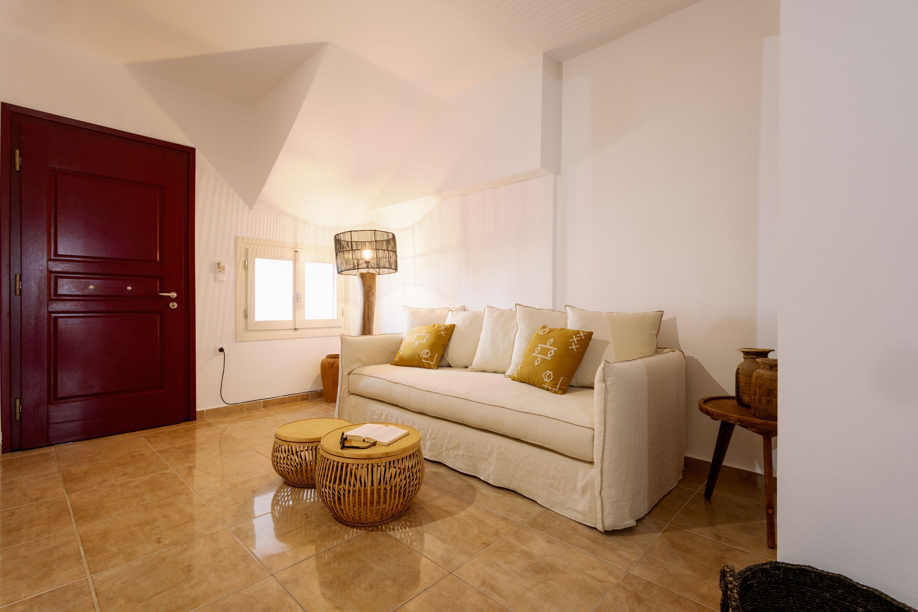 superior suite, 1 double bed, sea view | 1 bedroom, in-room safe, soundproofing, iron/ironing board