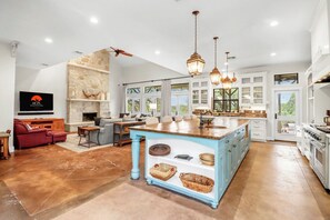 Interior - 4BR Canyon Lake Retreat with New Private Pool & Outdoor Living (Canyon Lake)