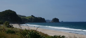 Tasteful spacious private garden quest house