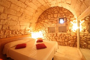 1 bedroom, free WiFi, bed sheets - Trullo Macchie - Marina Di Manca... (Marina di mancaversa)