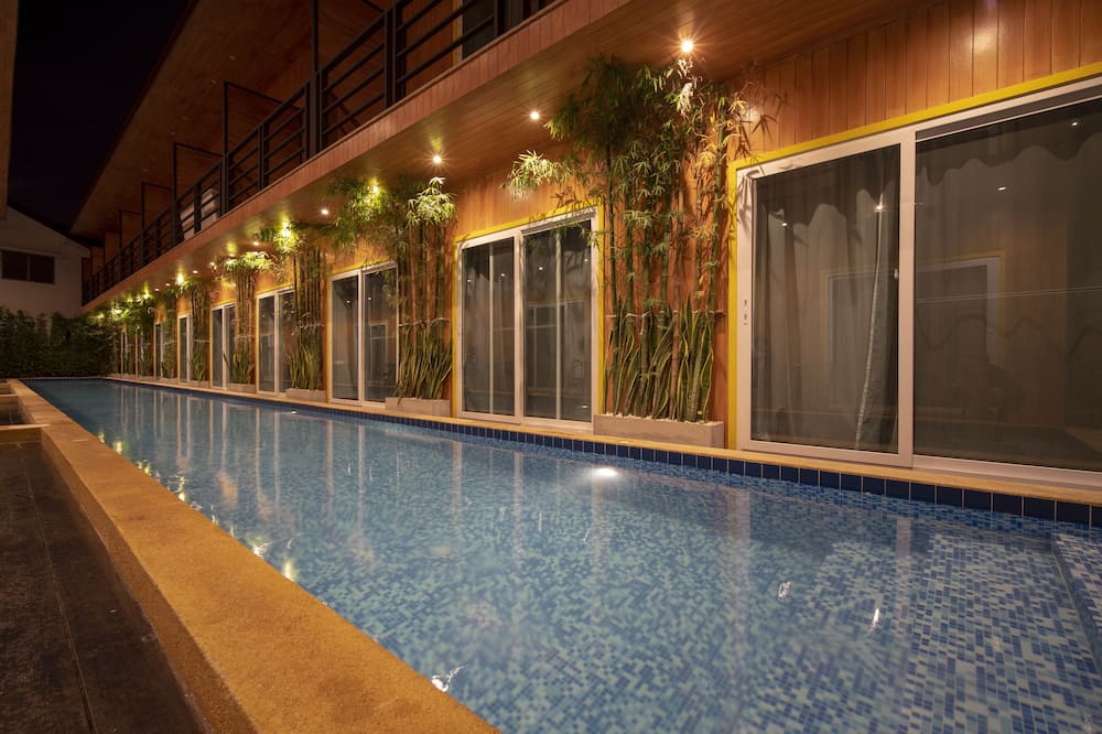 Resort V - MRT Huai Khwang