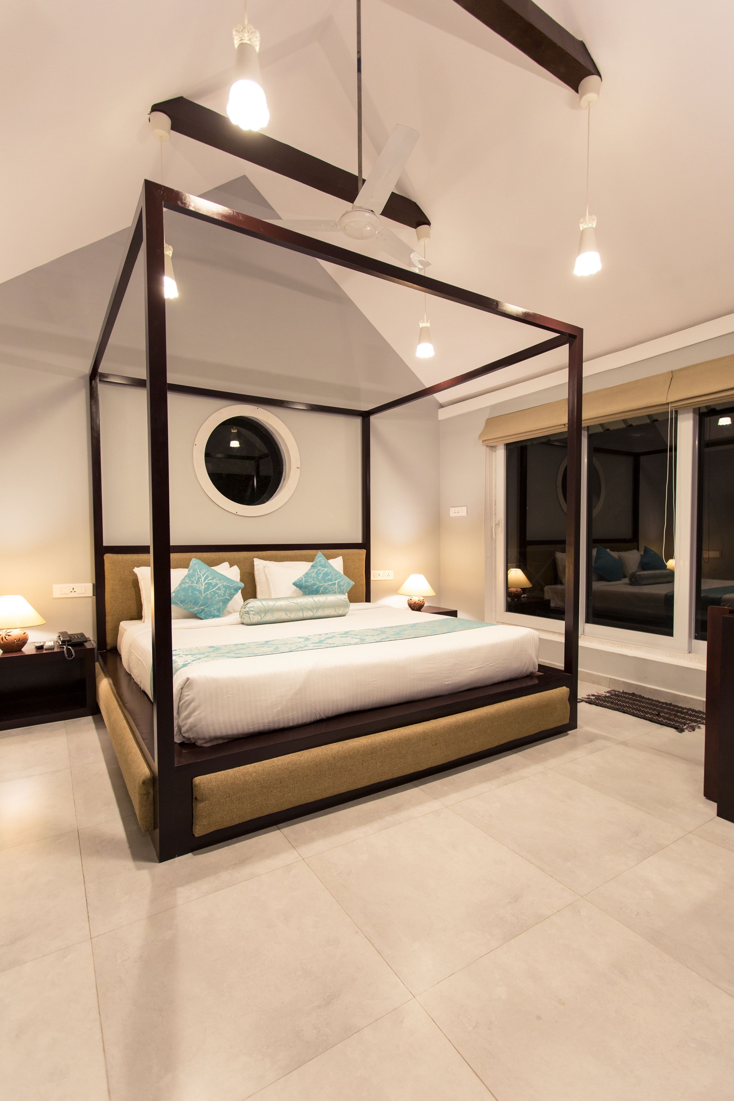 Penthouse | 1 bedroom, desk, free WiFi, bed sheets