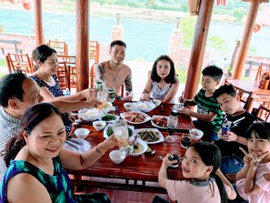 Dining - Son River House (Phong Nha)