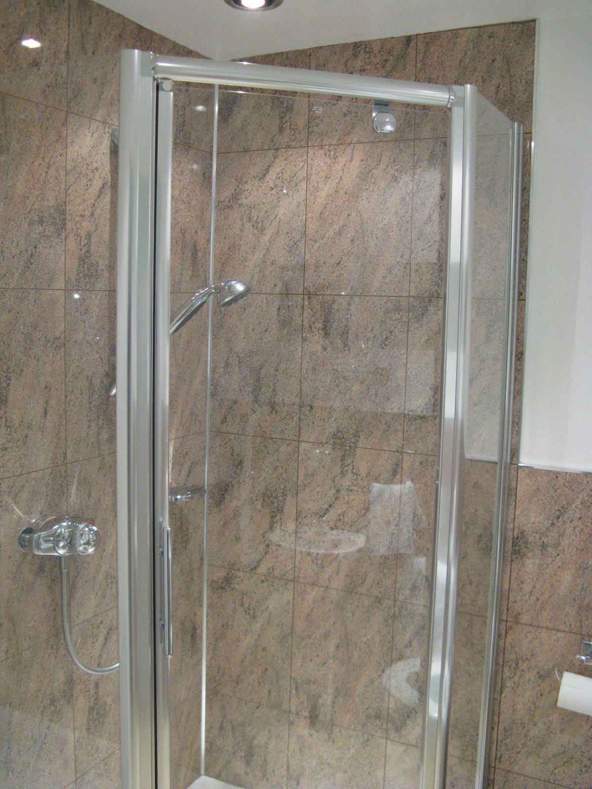 Double Room, Ensuite, Ground Floor (Room1) | Bathroom shower