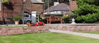 Dumfries Villa