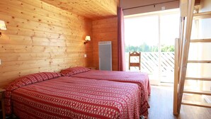 WiFi (free), bed sheets - Odésia Vacances Chalet le Grépillon (Les Rousses)
