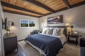 3 bedrooms, iron/ironing board, WiFi, bed sheets - St. Francis # 53 by Hauserman Rentals (Tahoe City)