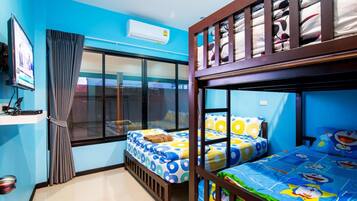 5 Bedrooms Villa | 5 bedrooms, minibar, desk, blackout curtains