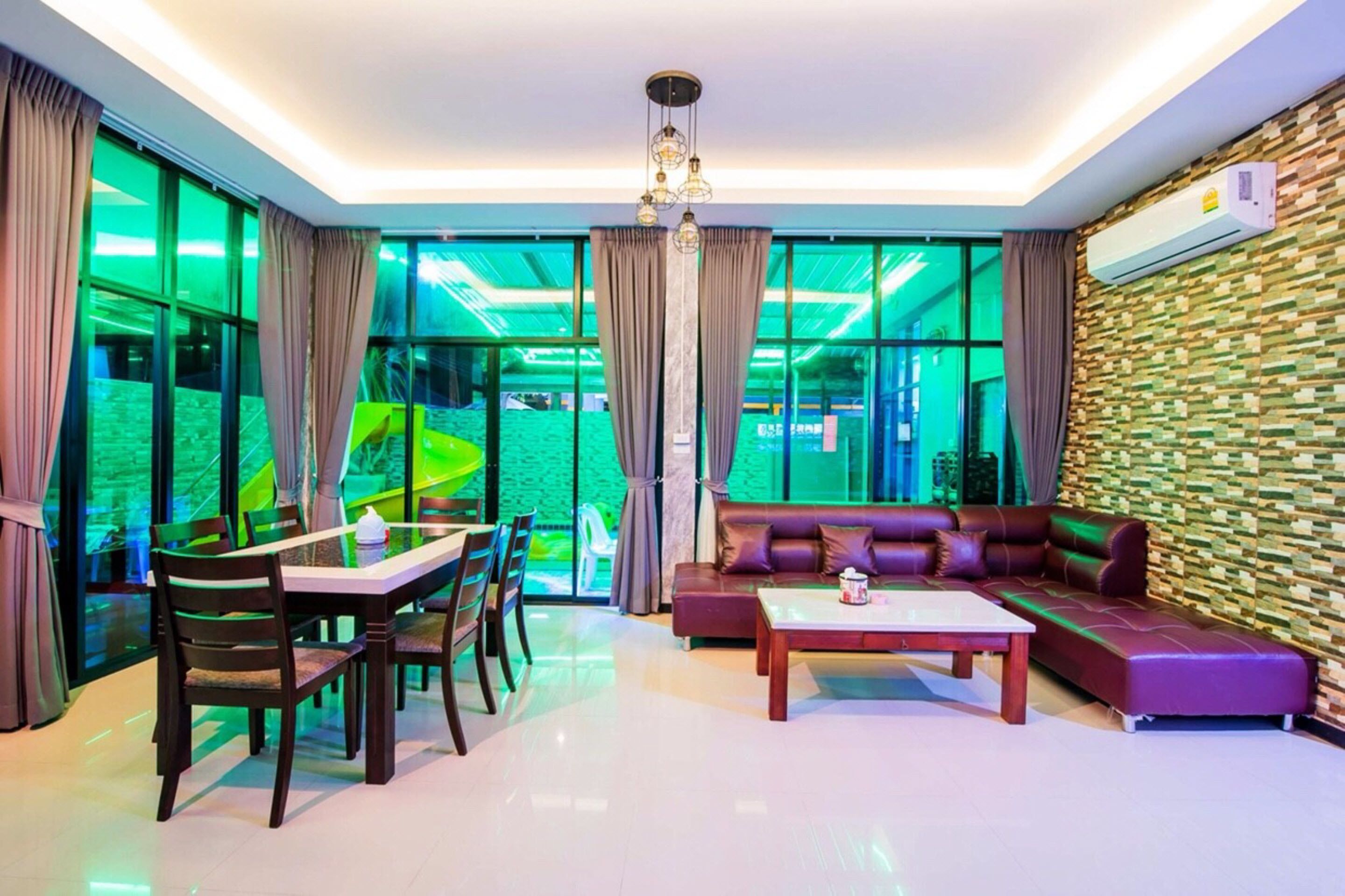 5 Bedrooms Villa | Living room | LCD TV