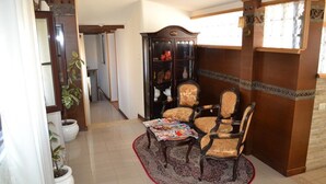 Interior - Villa Tafaj (Tirana)