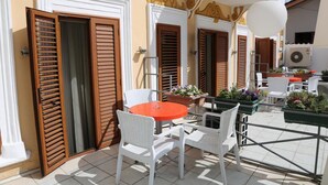 View from property - Villa Tafaj (Tirana)