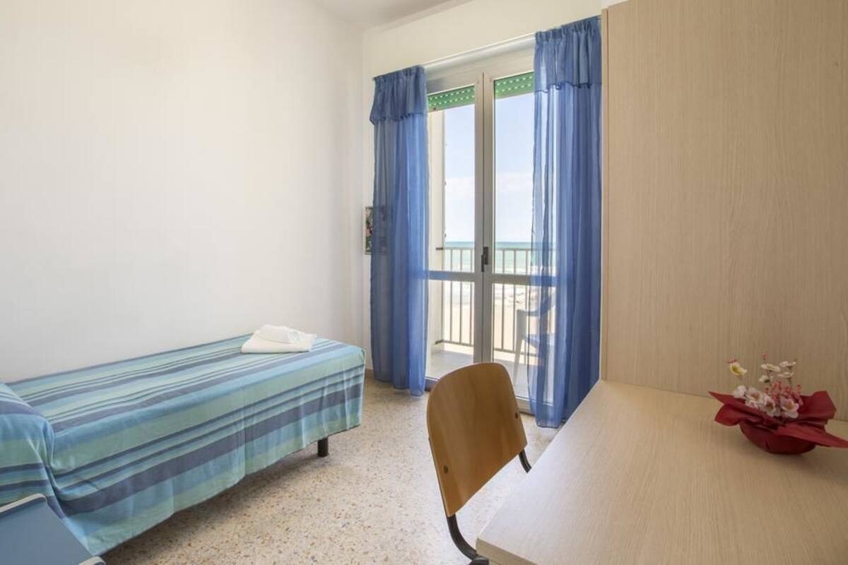 Habitación individual | Escritorio, wifi gratis, ropa de cama