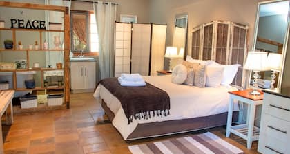 Four Seasons Guesthouses