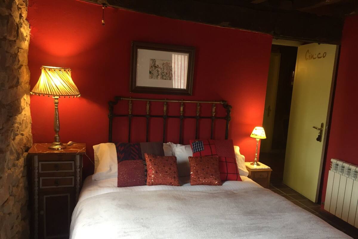 Double or Twin Room | Desk, iron/ironing board, cots/infant beds, rollaway beds