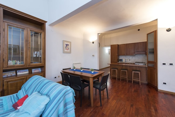 Basic-Apartment, 2 Schlafzimmer | Eigene Kochnische