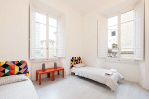 1 bedroom, desk, iron/ironing board, cots/infant beds - Repubblica (Florence)