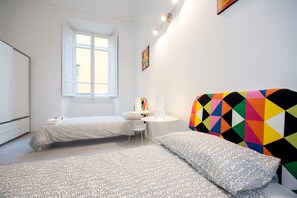 1 bedroom, desk, iron/ironing board, cots/infant beds - Repubblica (Florence)