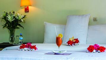 Couette en duvet d'oie, bureau, rideaux occultants